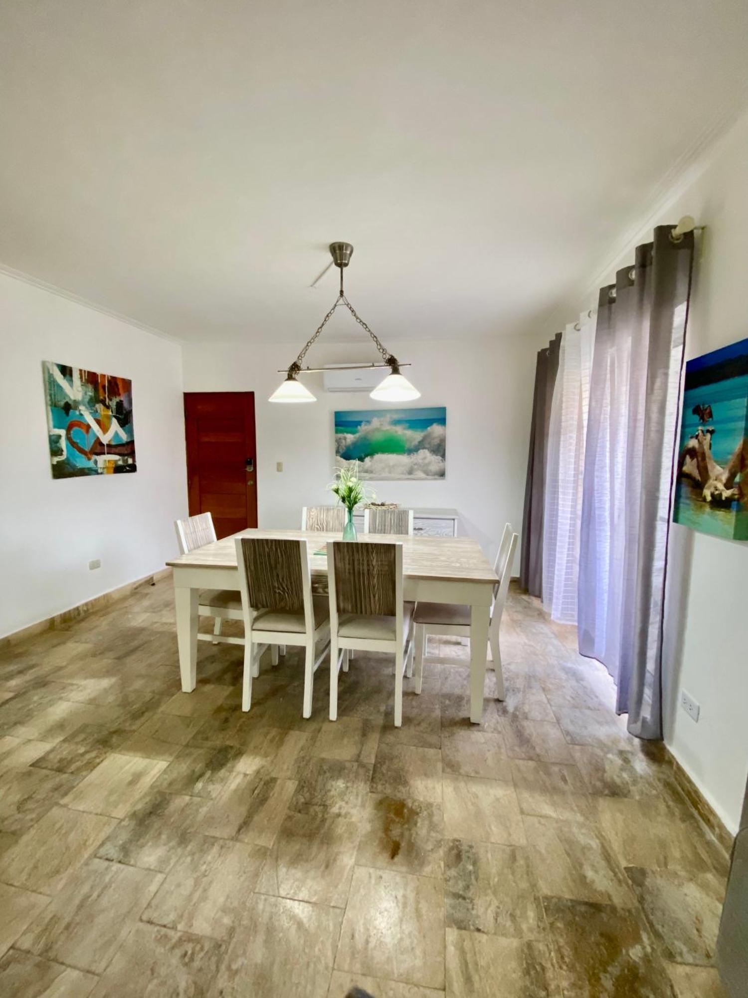 Madonna Pool Beach Los Corales Punta Cana Bagian luar foto