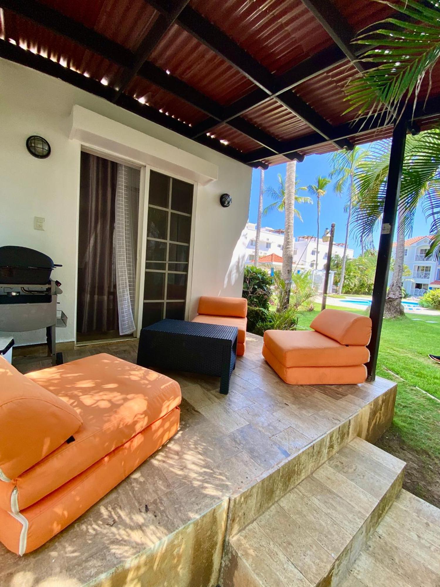 Madonna Pool Beach Los Corales Punta Cana Bagian luar foto