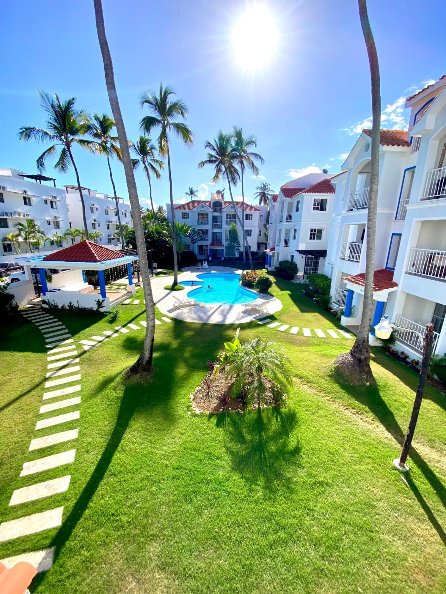 Madonna Pool Beach Los Corales Punta Cana Bagian luar foto