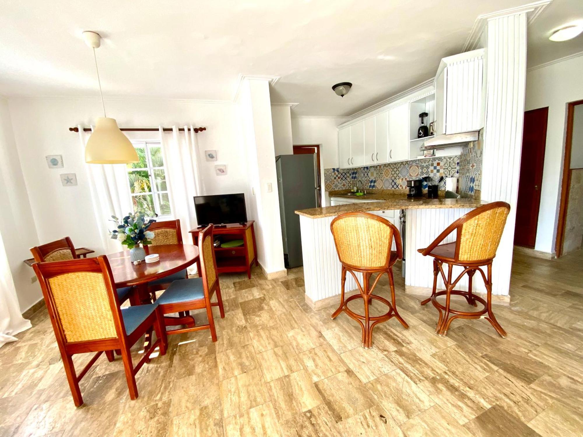 Madonna Pool Beach Los Corales Punta Cana Bagian luar foto