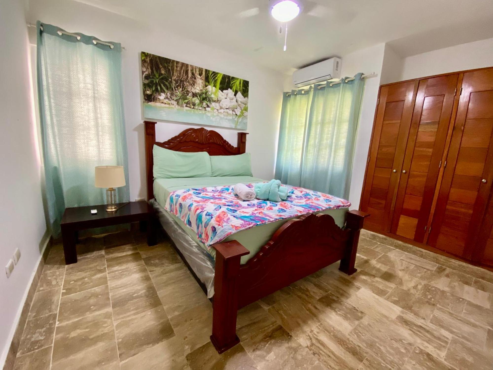 Madonna Pool Beach Los Corales Punta Cana Bagian luar foto