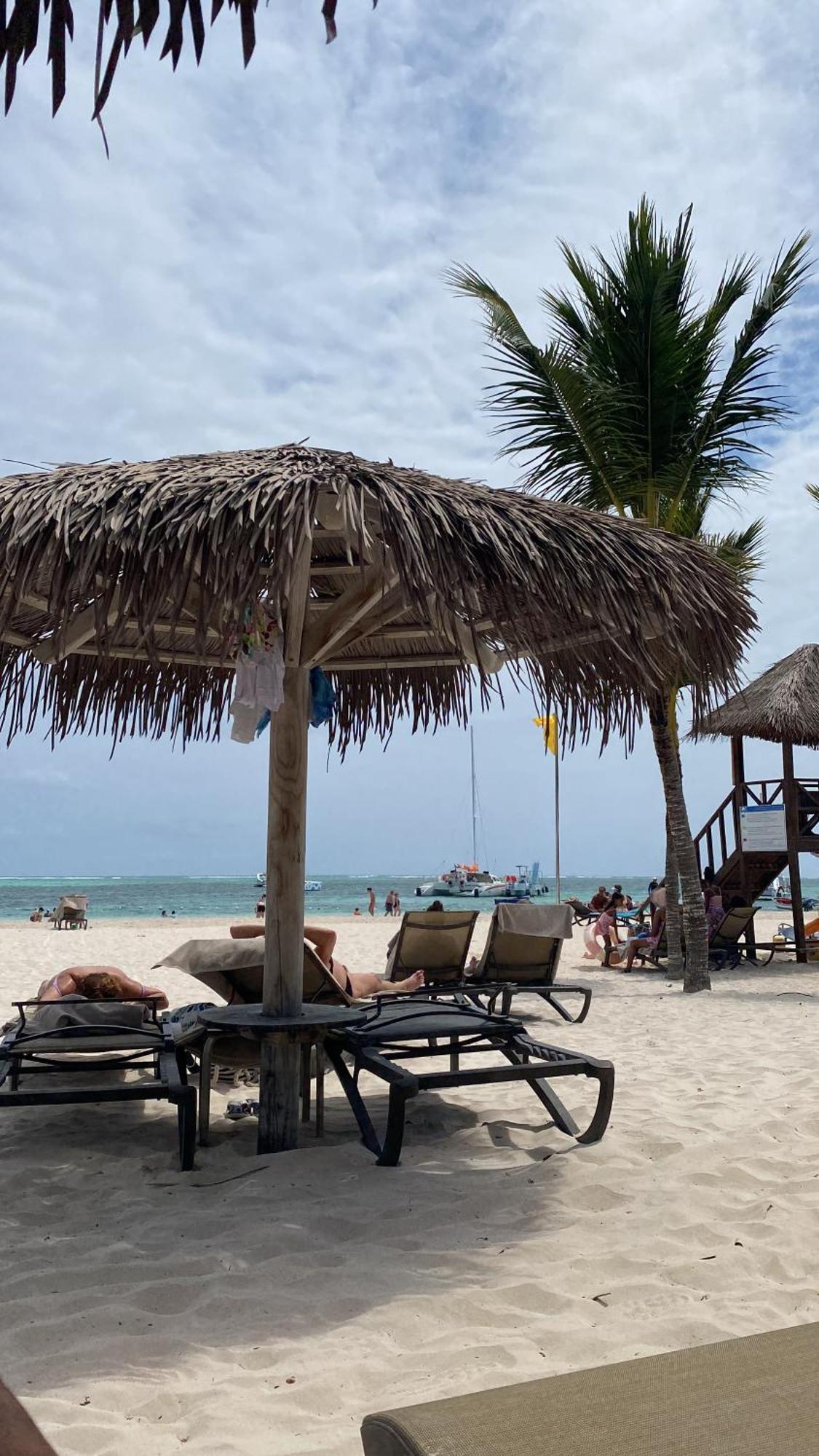 Madonna Pool Beach Los Corales Punta Cana Bagian luar foto