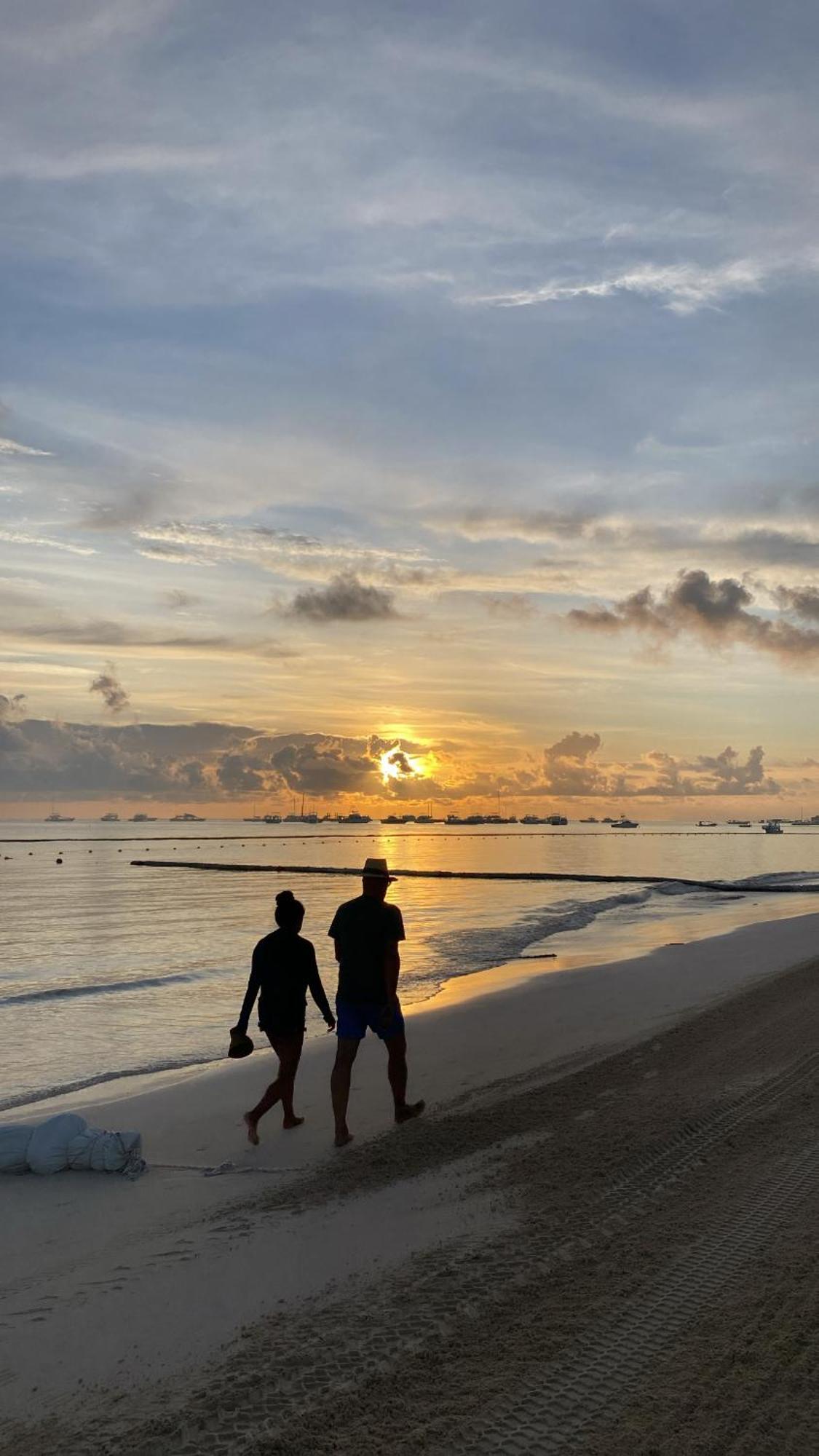 Madonna Pool Beach Los Corales Punta Cana Bagian luar foto