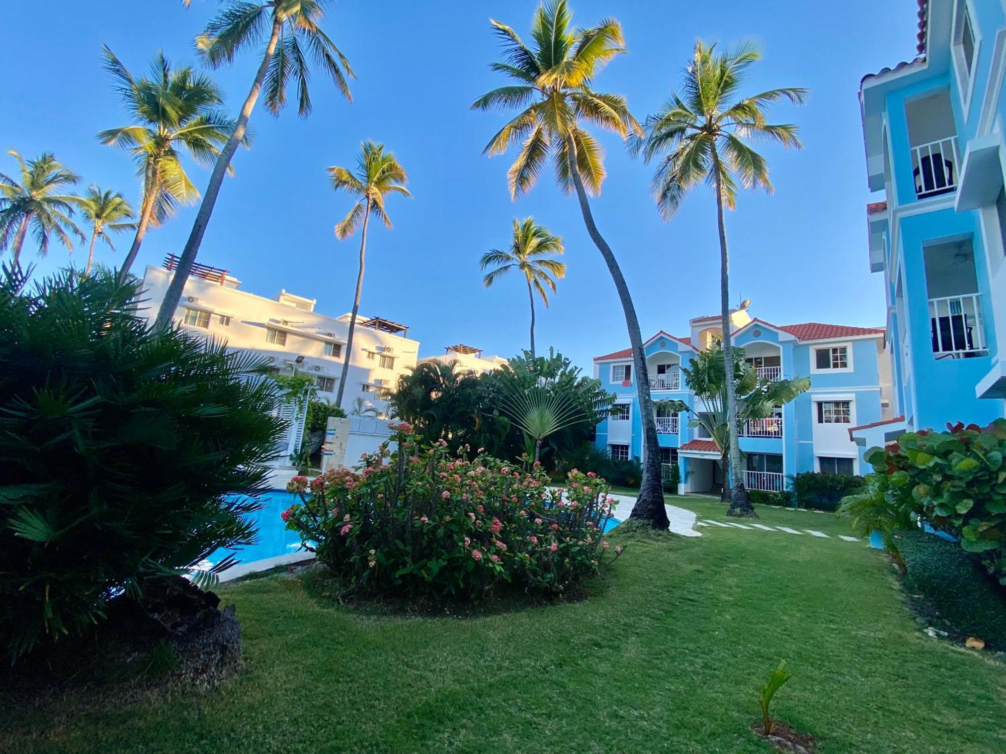 Madonna Pool Beach Los Corales Punta Cana Bagian luar foto